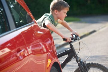 Verkehrsunfall mit Falschparker – Haftung des Unfallverursachers