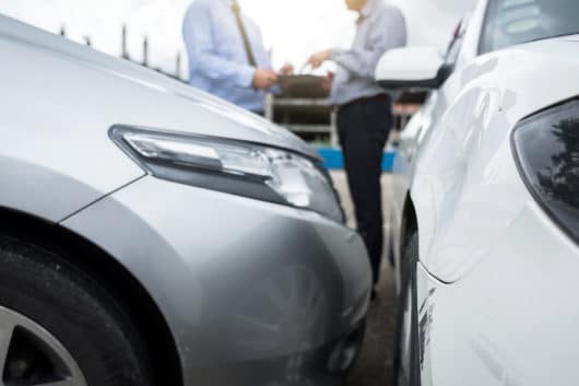 Verkehrsunfall in einer Engstelle - Haftungsverteilung