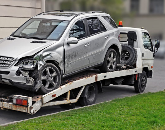 Verkehrsunfall: Erstattung überhöhter Werkstattkosten durch Schädiger