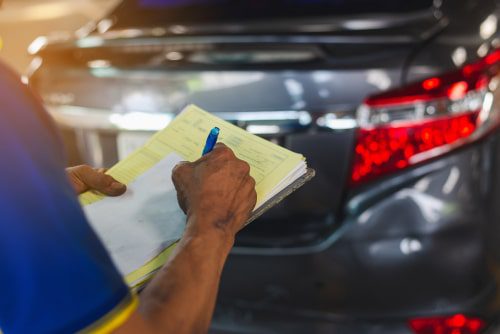 Verkehrsunfall - Verpflichtung zum Preisvergleich vor Beauftragung eines Sachverständigen?