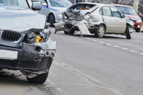Verkehrsunfall -  Vorrang des Kreuzungsräumers bzw. Nachzüglers