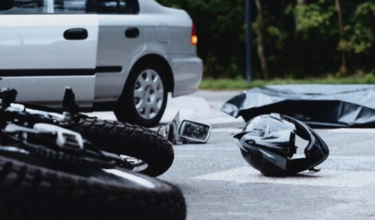 Verkehrsunfall – Linksabbieger mit überholendem Motorrad – Anscheinsbeweis  gegen Abbiegenden