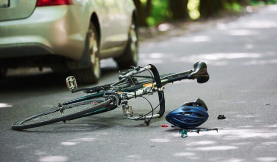 Verkehrsunfall mit falsch fahrenden Radfahrer