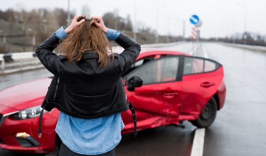 Verstoß gegen die Rechts-vor-Links-Vorfahrtsegelung: Verkehrsunfall 